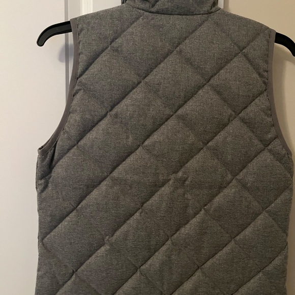 Jcrew gray puffer vest - PXS - Picture 6 of 6